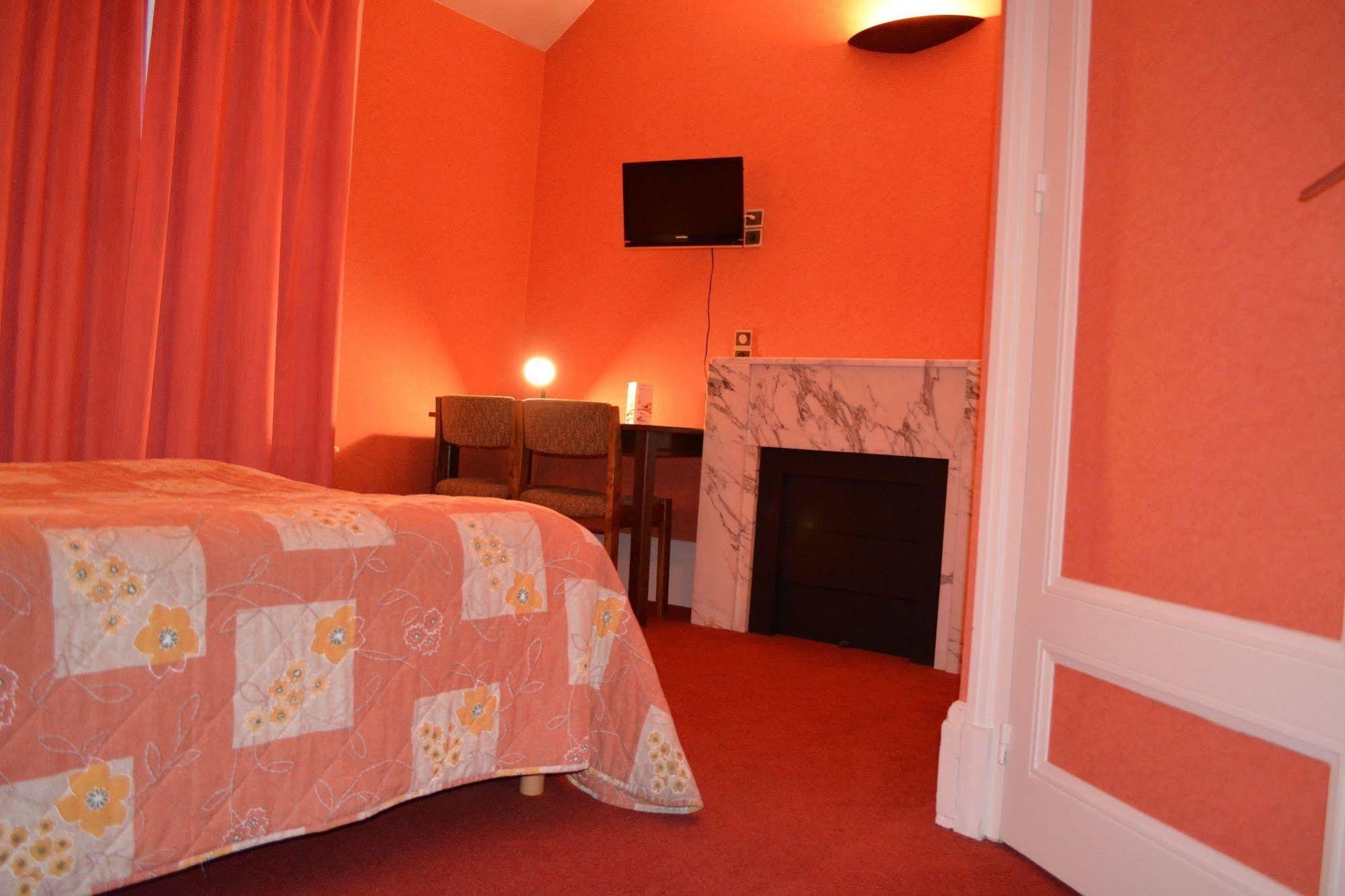Hotel Le Lyon ブロン エクステリア 写真