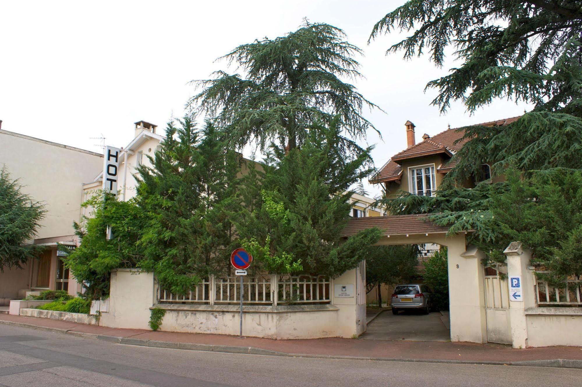 Hotel Le Lyon ブロン エクステリア 写真